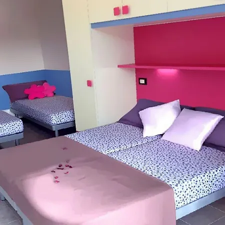 Comfy Ground-floor Steps Form The * بيبيوني